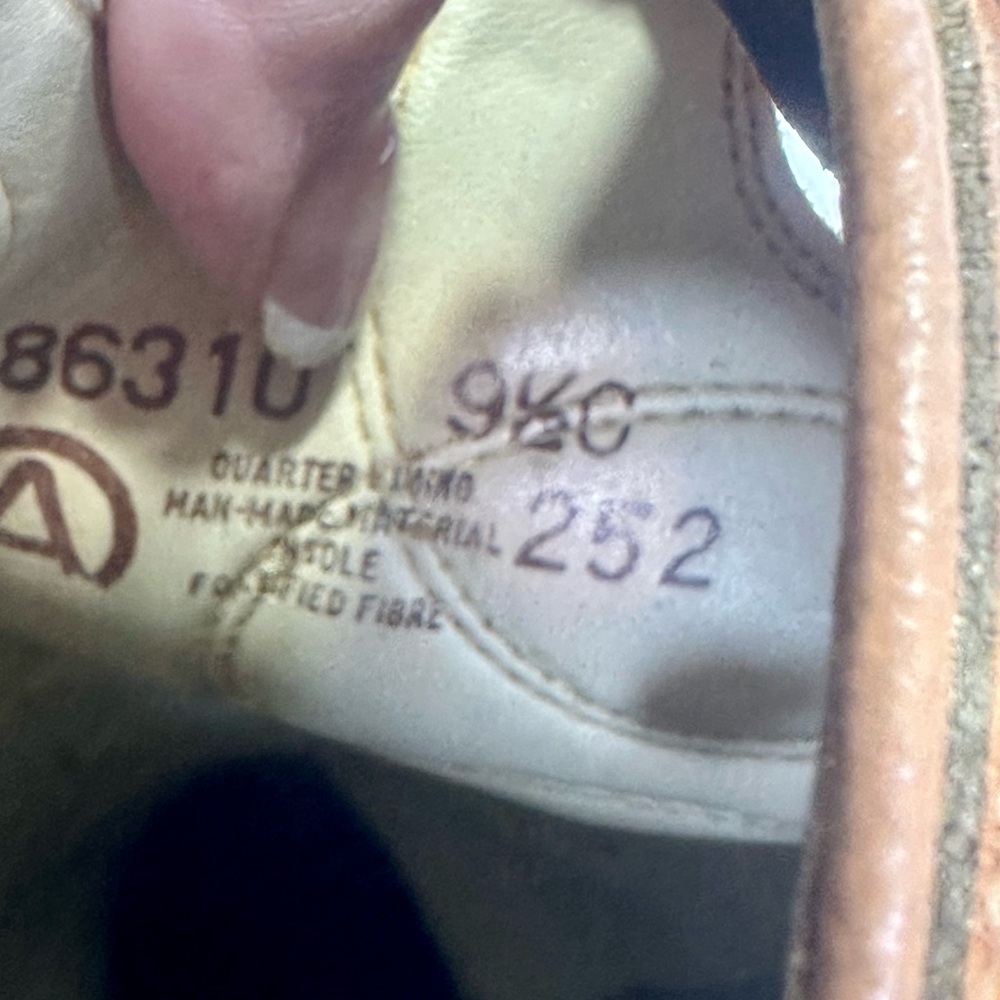 Vintage Acme Cowboy Boots Tan Leather USA Women 9.5C Narrow Western Tall - Picture 11 of 16